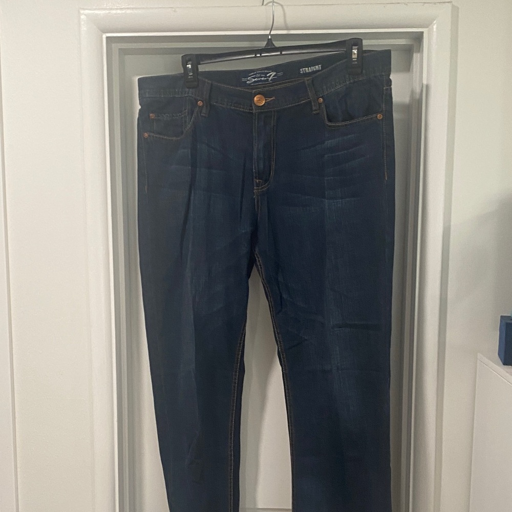 Men’s Seven 7 straight jeans. Size 38x32. Pre loved condition.